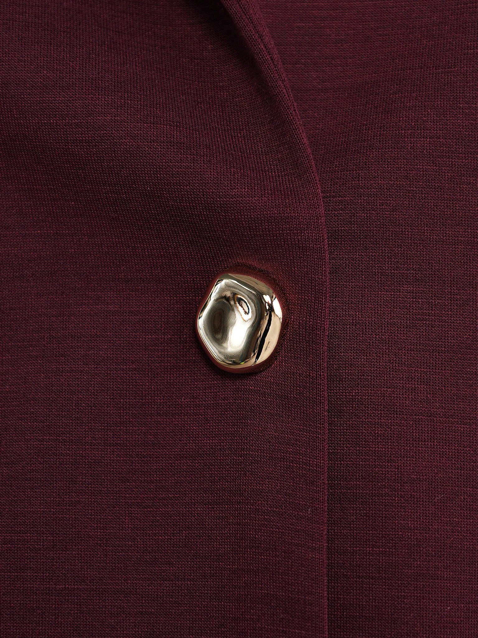 Жакет трикотажный бордового цвета прямого кроя